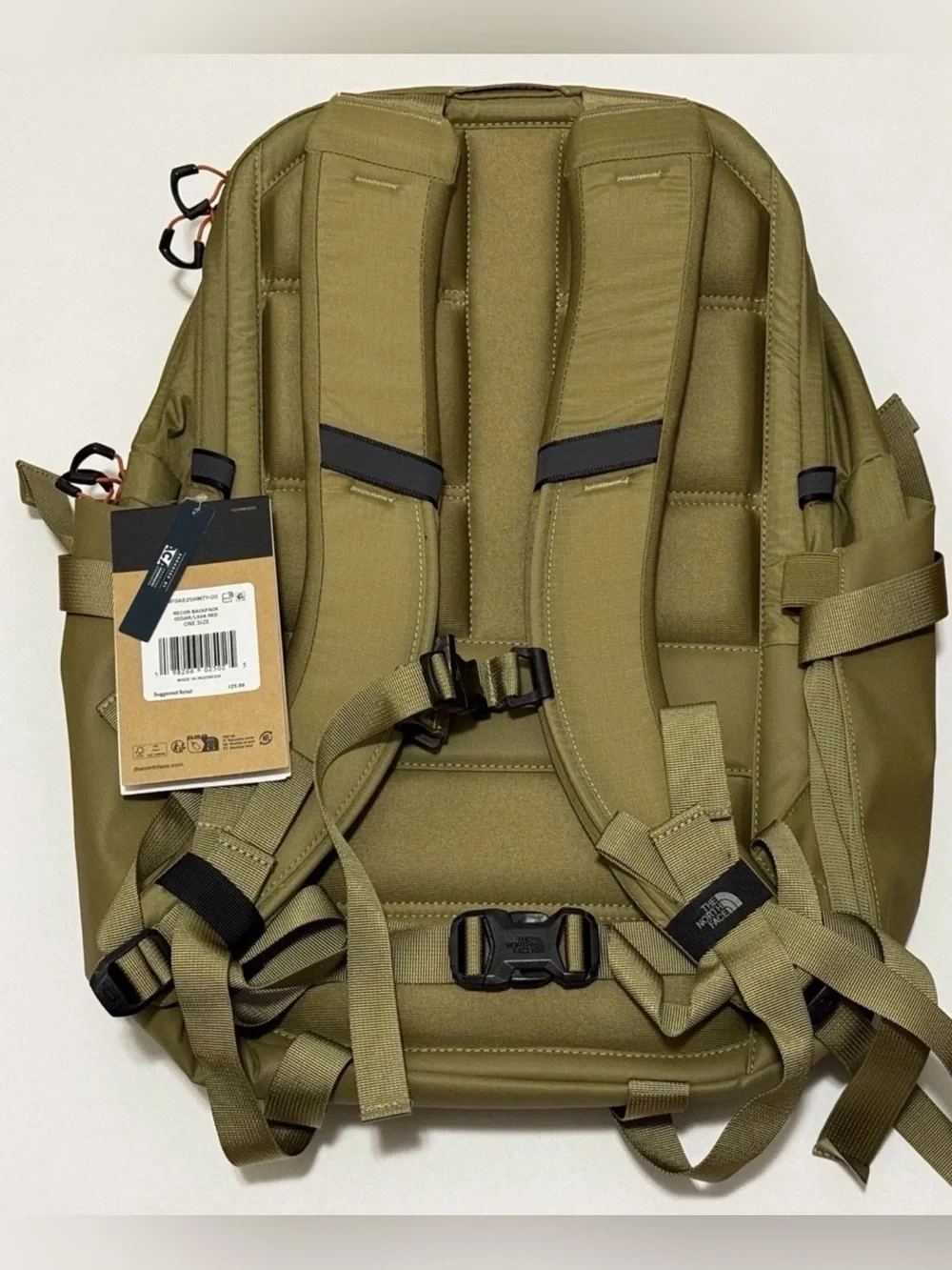 The North Face Women’s Recon Backpack Flexvent Hiking In Cedar/Lava Red NWT